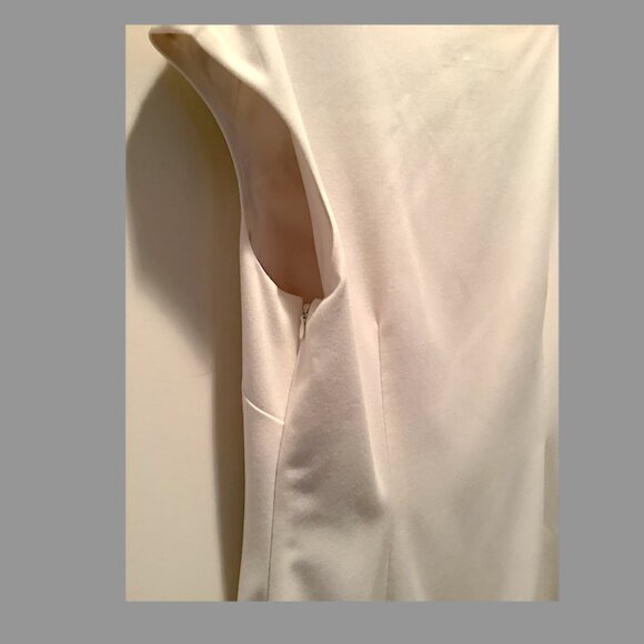 Nine West Sleeveless, Cream Dress w/ embellishments, Size 14, lined w/ side zip - Picture 10 of 16